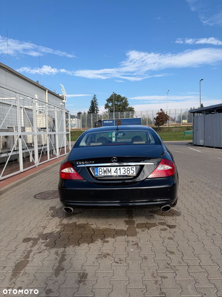 Mercedes-Benz CLS 500 - 4