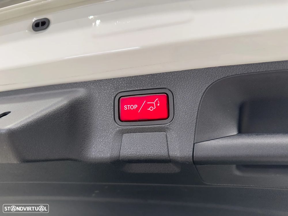 Mercedes-Benz CLA 250 e Shooting Brake AMG Line - 49