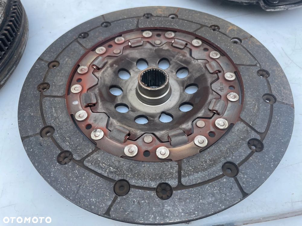 SPRZĘGŁO KOŁO ZAMACHOWE DOCISK TARCZA VW GOLF IV BORA SEAT LEON I SKODA AUDI A3 2.3 AGZ - 4