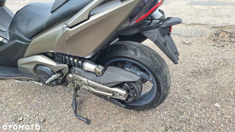 Kymco AK 550 - 10