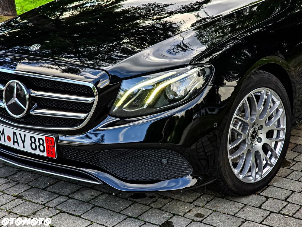 Mercedes-Benz Klasa E 220 d 9G-TRONIC - 2