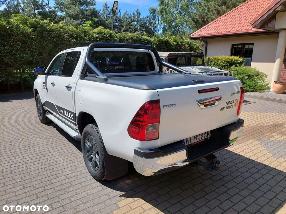 Toyota Hilux 2.4 D-4D Double Cab Active 4x4 - 5