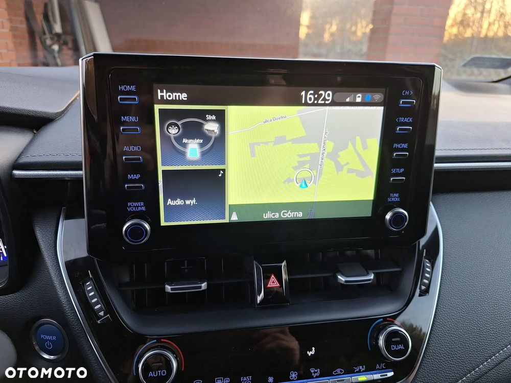 Toyota Corolla 2.0 Hybrid Executive - 14