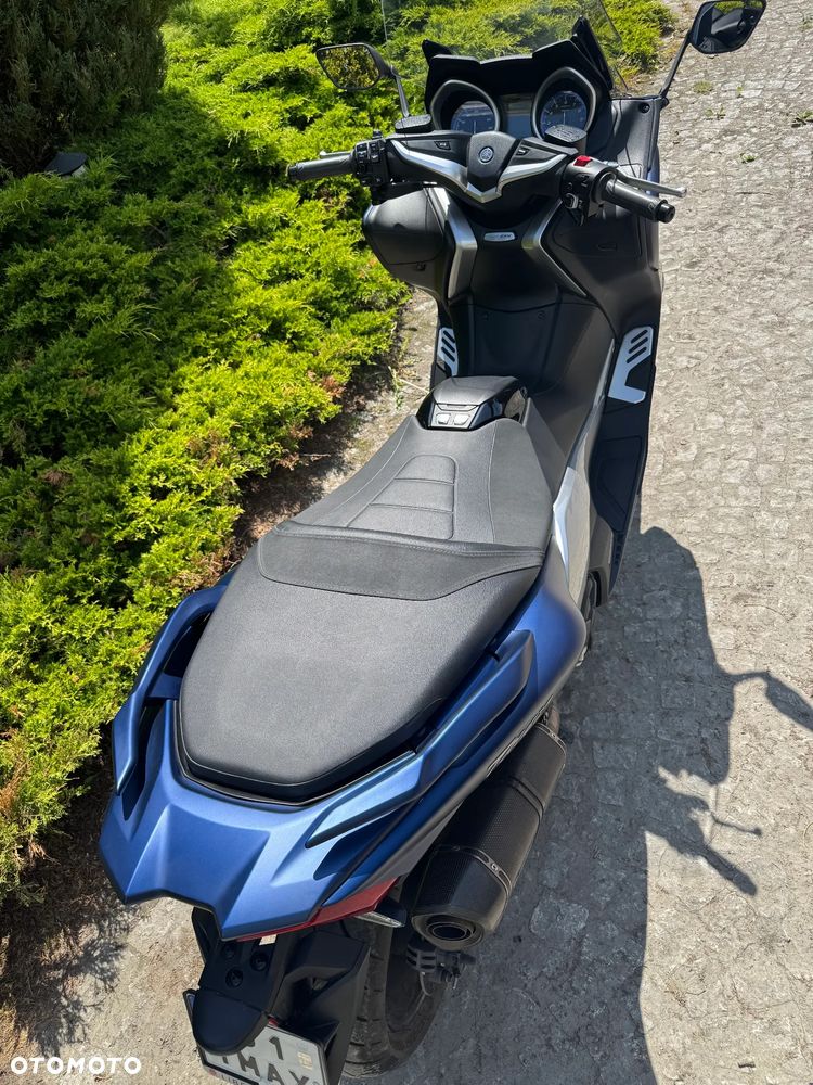 Yamaha Tmax - 9