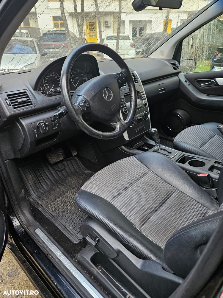 Mercedes-Benz A - 7