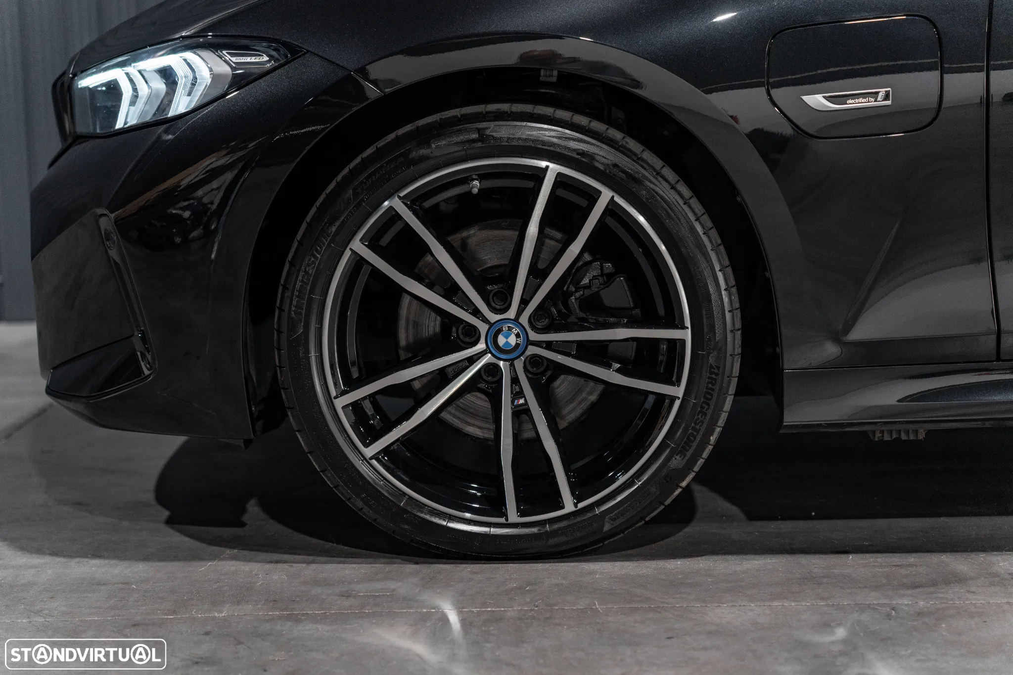 BMW 320 e Touring Pack M Auto - 33