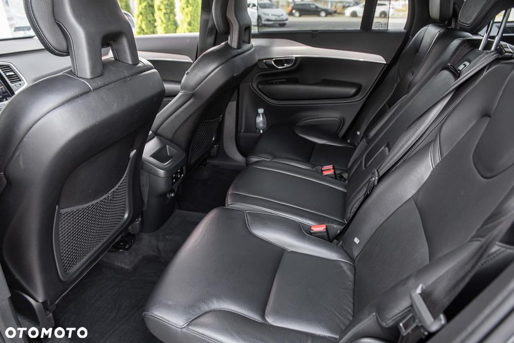 Volvo XC 90 B5 D AWD Ultimate Dark - 6