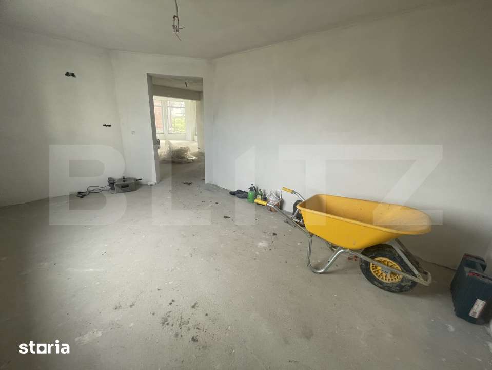 Casa individuala semifinisata, 4 camere, 10 ari teren si garaj - Imagine principală: 3/16
