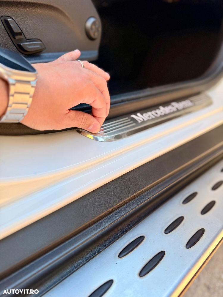 Mercedes-Benz GLC 250 4MATIC 9G-TRONIC AMG Line - 10