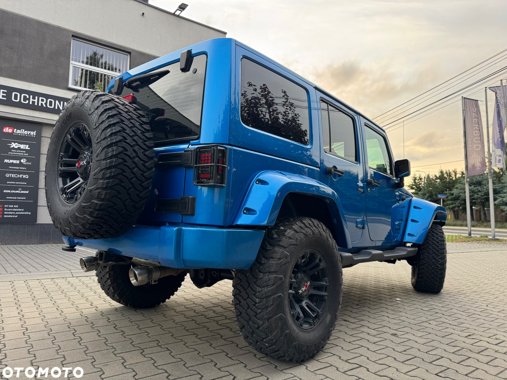 Jeep Wrangler - 21
