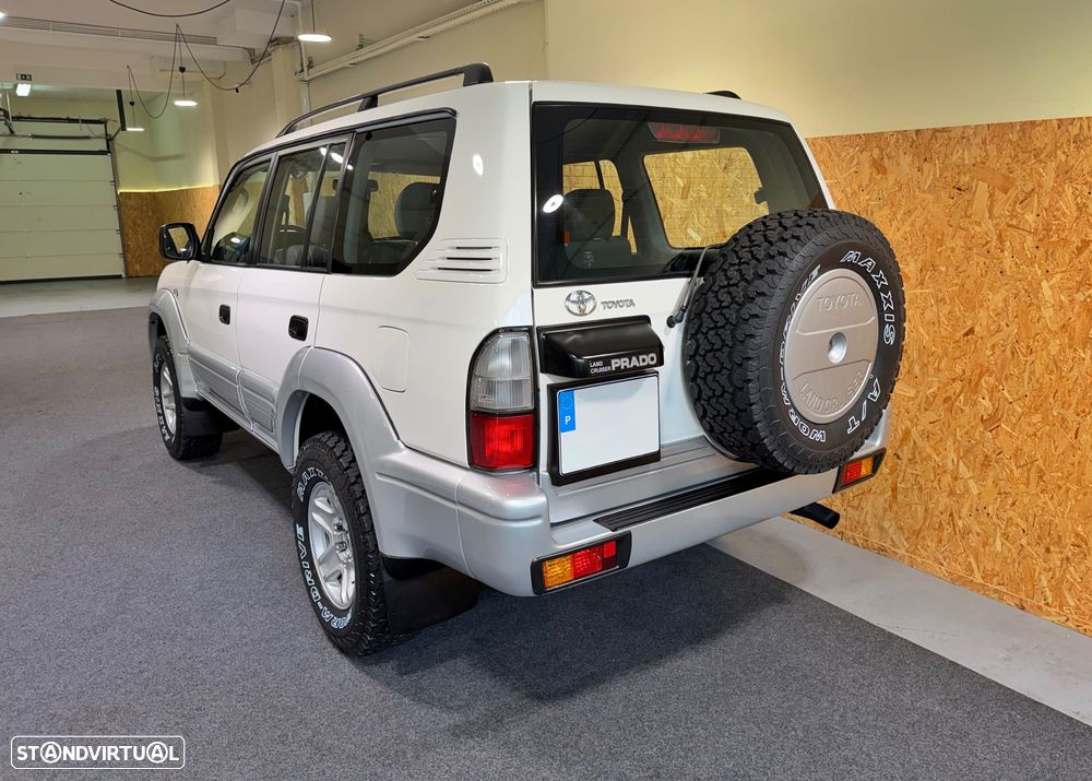 Toyota Land Cruiser 3.0 TD Pack 2 - 4