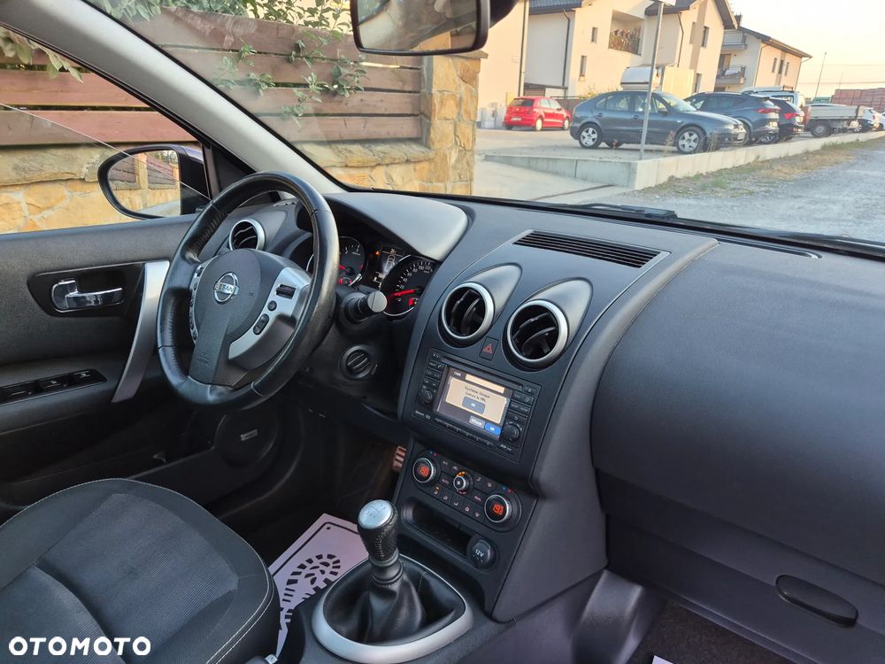 Nissan Qashqai 1.5 dCi TEKNA+ - 17