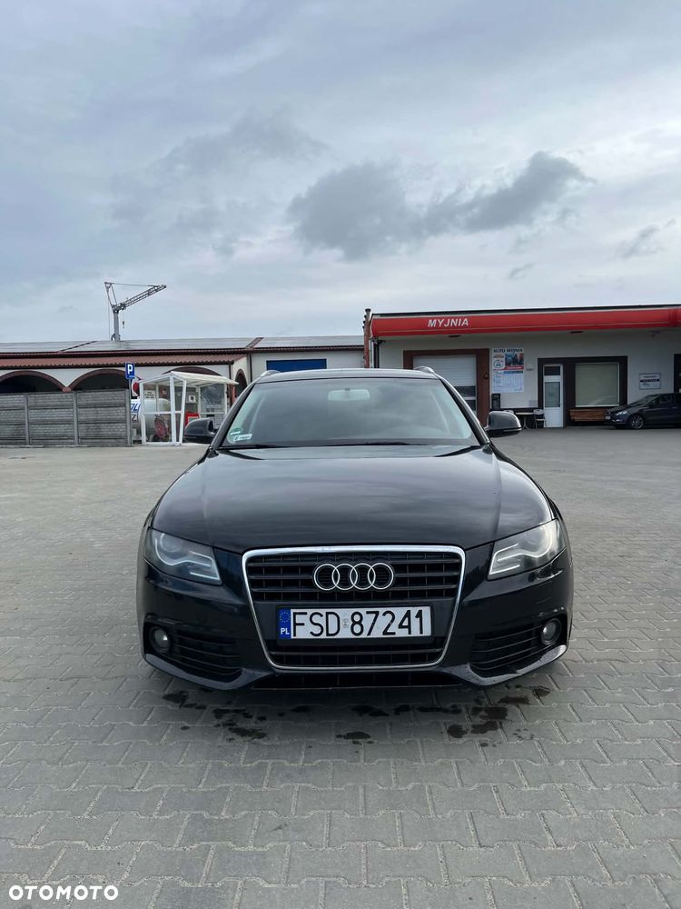 Audi A4 Avant 2.0 TDI DPF - 1