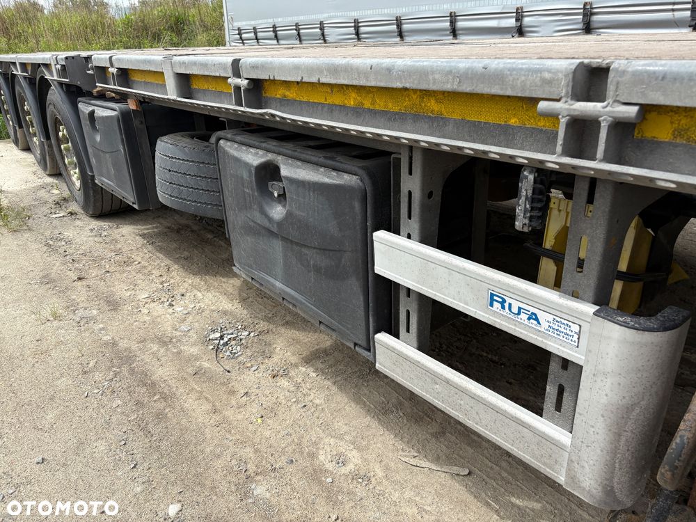 Schwarzmuller RUFA Naczepa niskopodwozie / Najazdy / Platforma / Mocowanie do kontenerów / OCYNK / 2017r / Podnoszona oś - 14