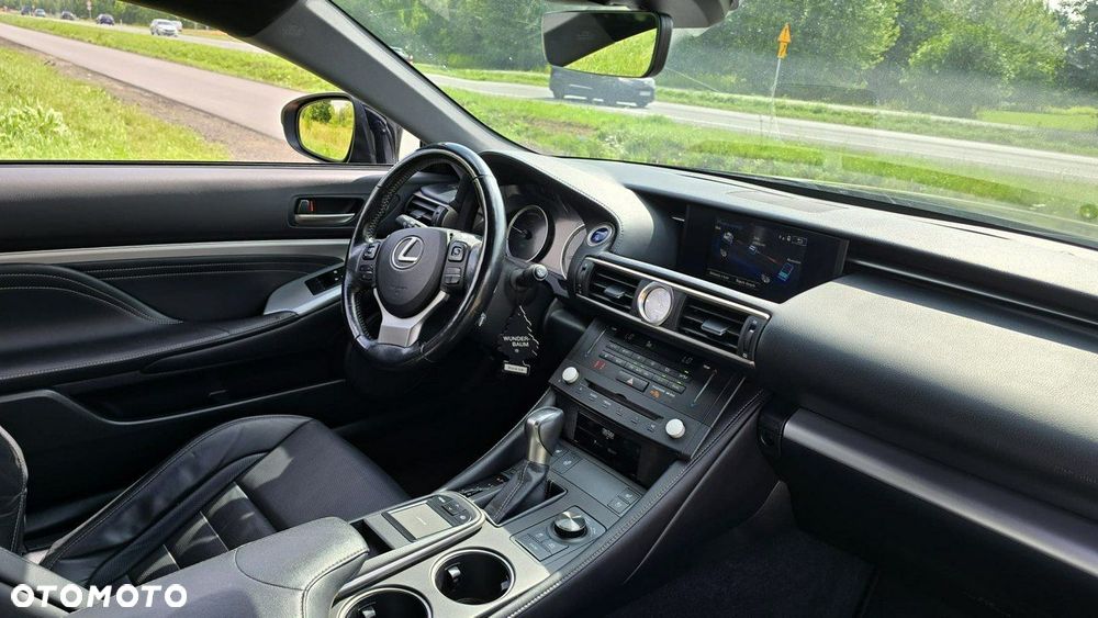 Lexus RC - 13