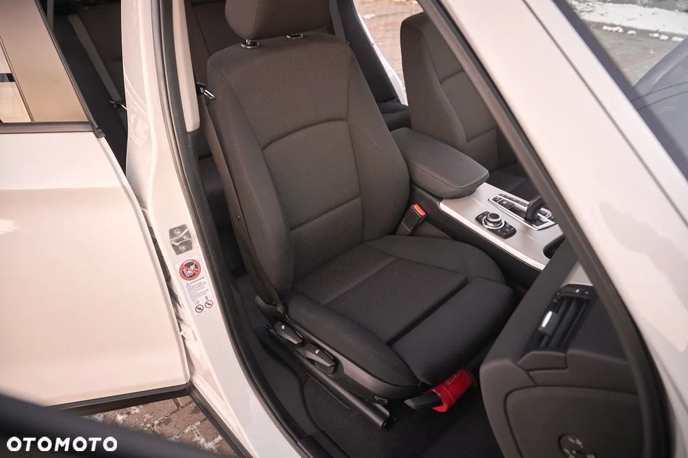 BMW X3 xDrive20d - 28