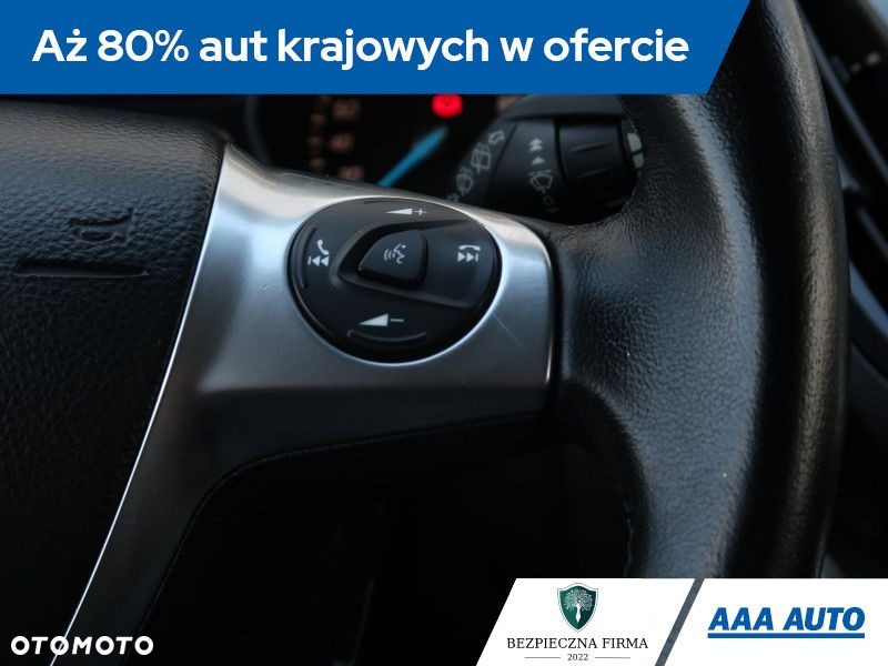 Ford Kuga - 21