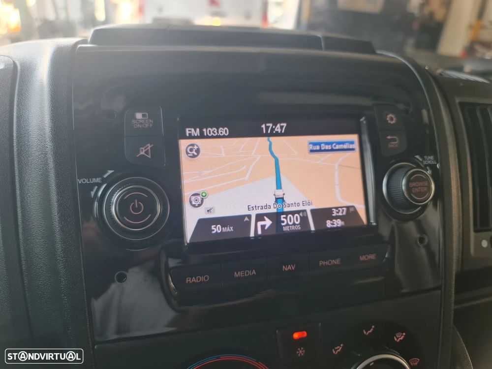 Citroën JUMPER 2.2 HDI L2H2 •2022 •GPS •CAMERA •c/IVA dedutível - 38