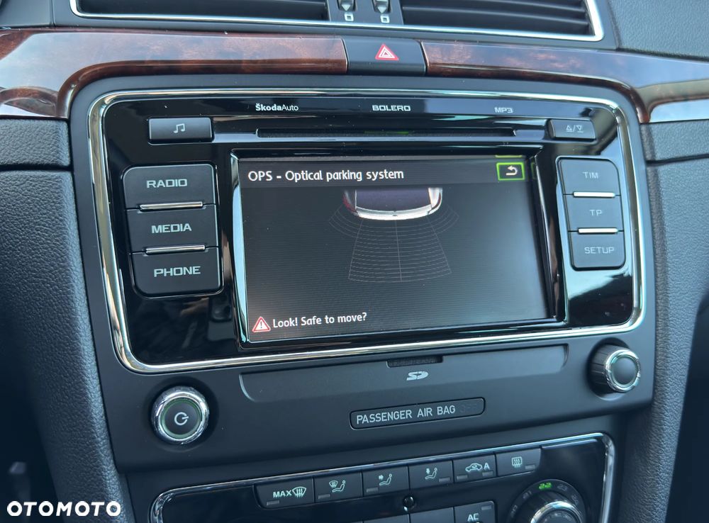 Skoda Superb 3.6 V6 4x4 DSG Elegance - 25