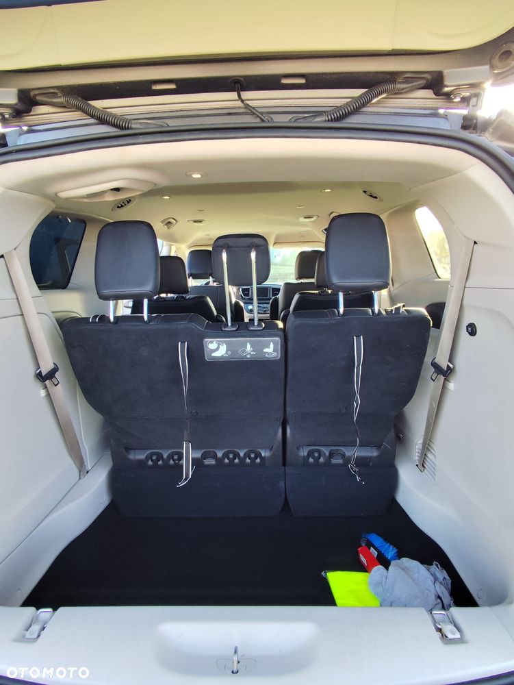 Chrysler Pacifica - 7