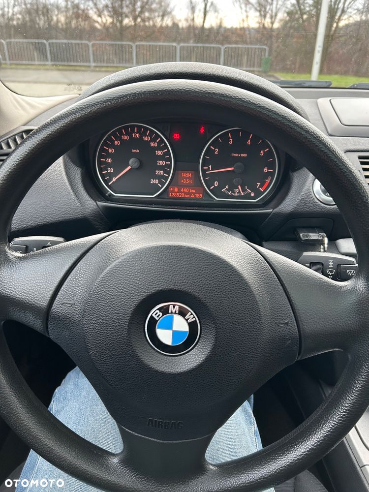 BMW Seria 1 - 22