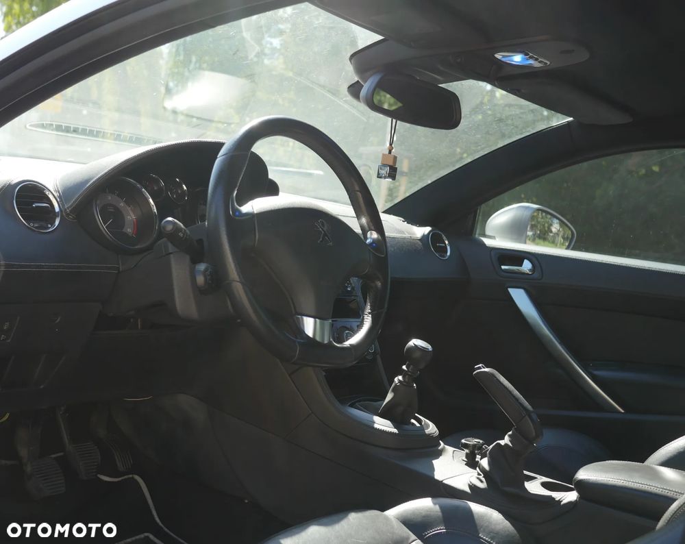 Peugeot RCZ - 9
