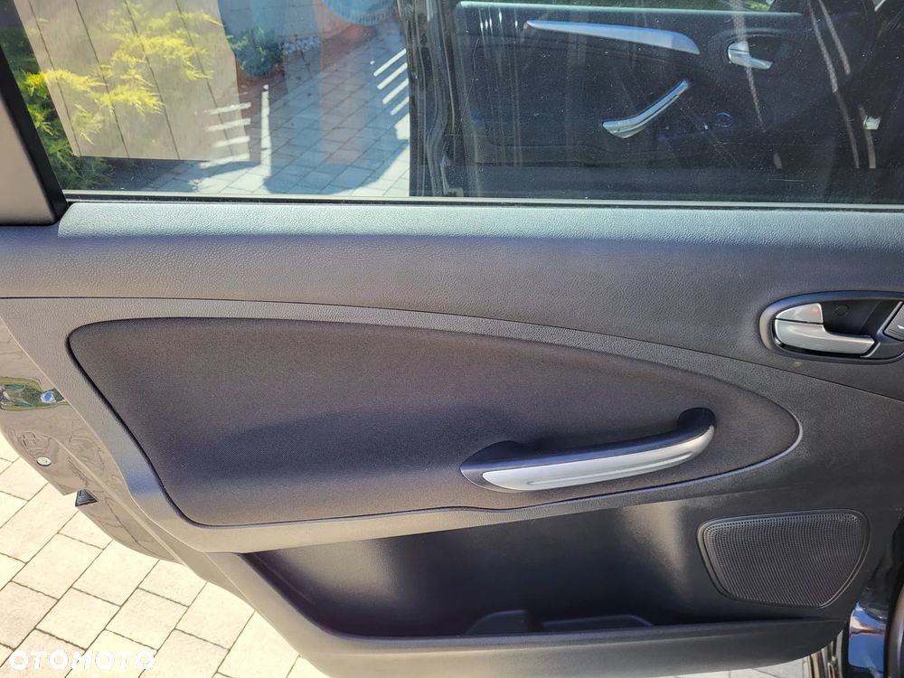 Ford S-Max 2.0 FF Trend - 21