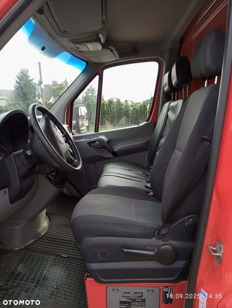 Volkswagen CRAFTER - 8
