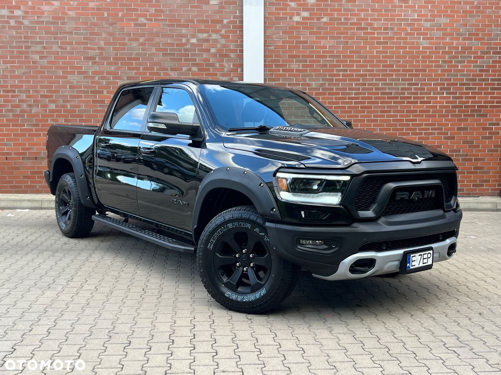Dodge RAM - 1