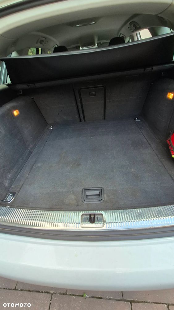 Audi A4 Avant - 8