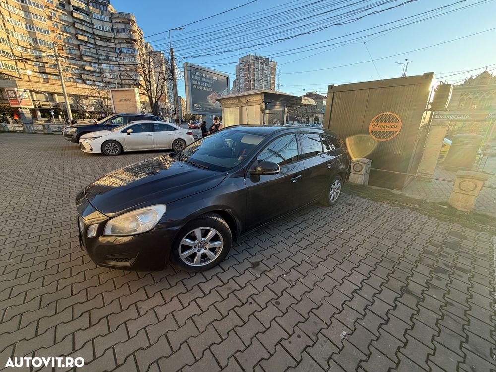 Volvo V60 D2 ECO Start-Stop Basic - 1