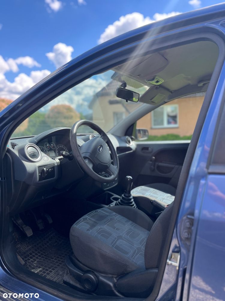 Ford Fiesta 1.3 - 11