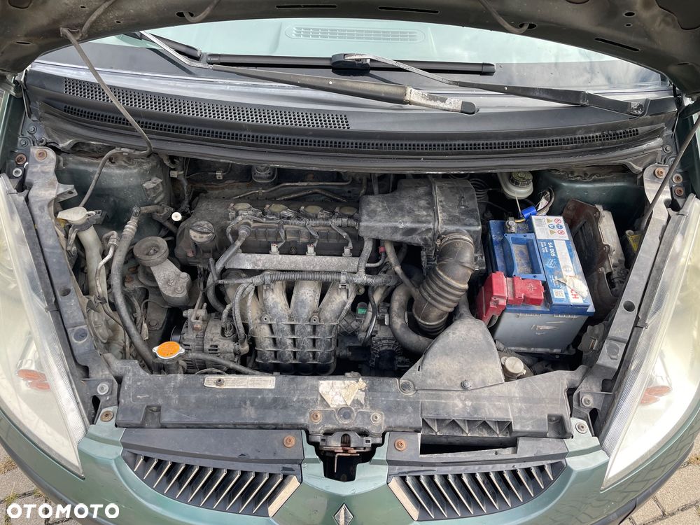 Mitsubishi Colt - 16