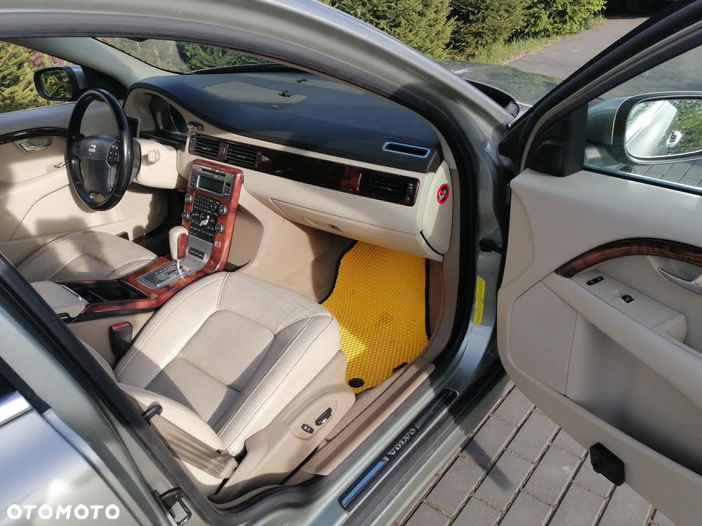 Volvo S80 4.4 V8 AWD R-Design Momentum - 9