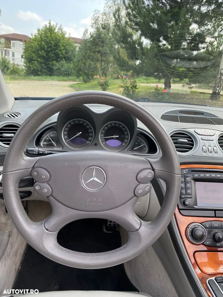 Mercedes-Benz SL - 7