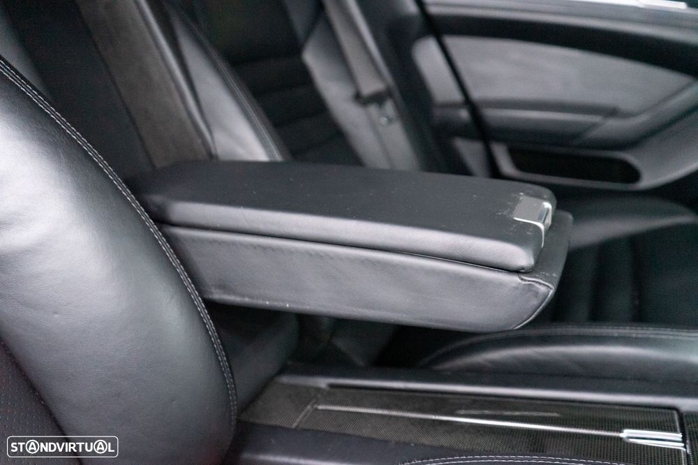 Porsche Panamera Turbo PDK - 55