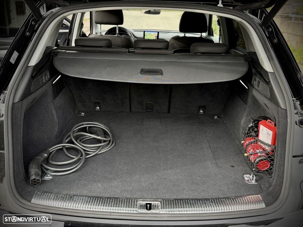 Audi Q5 50 TFSIe quattro Design S tronic - 23