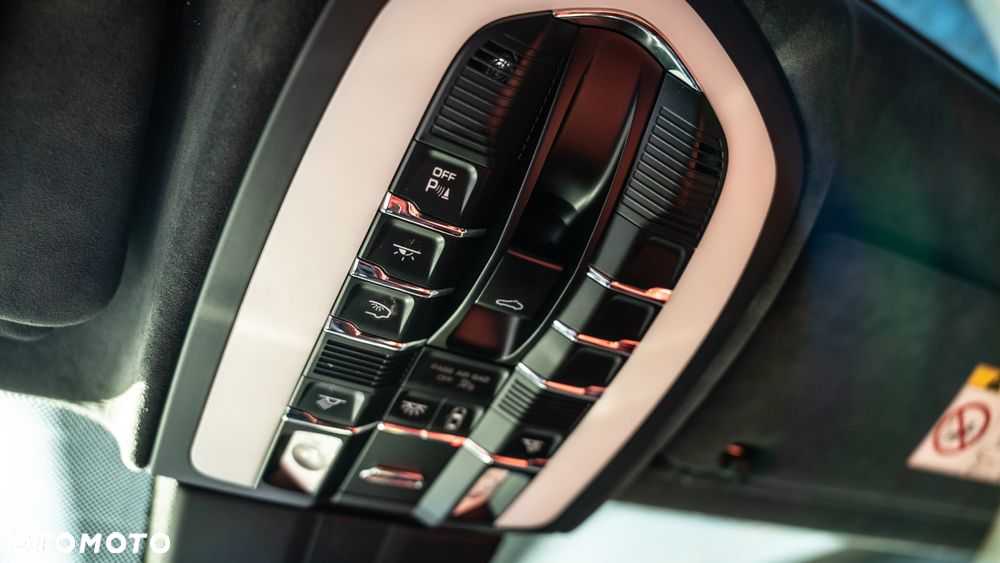 Porsche Cayenne GTS Tiptronic S - 30