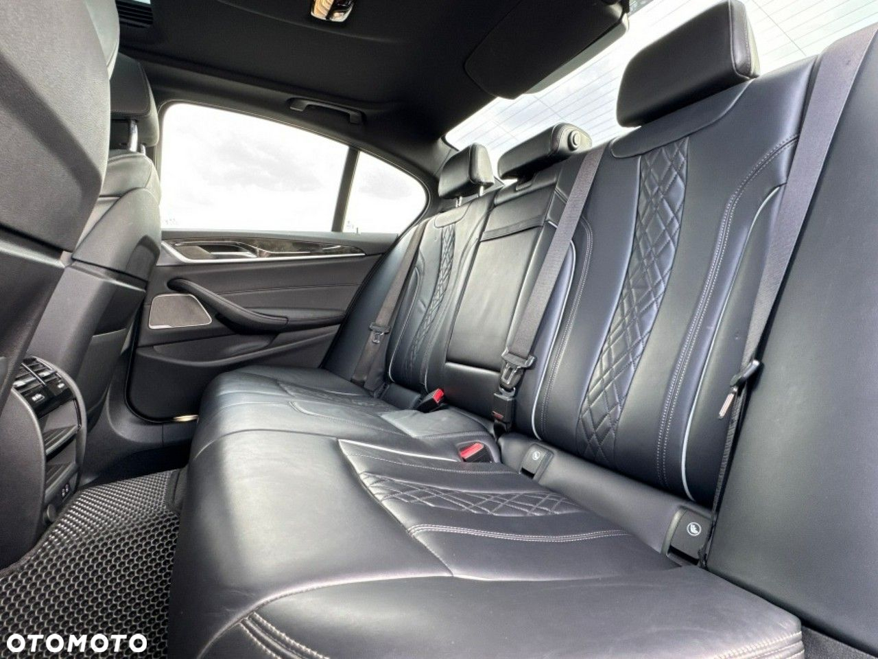 BMW Seria 5 - 21