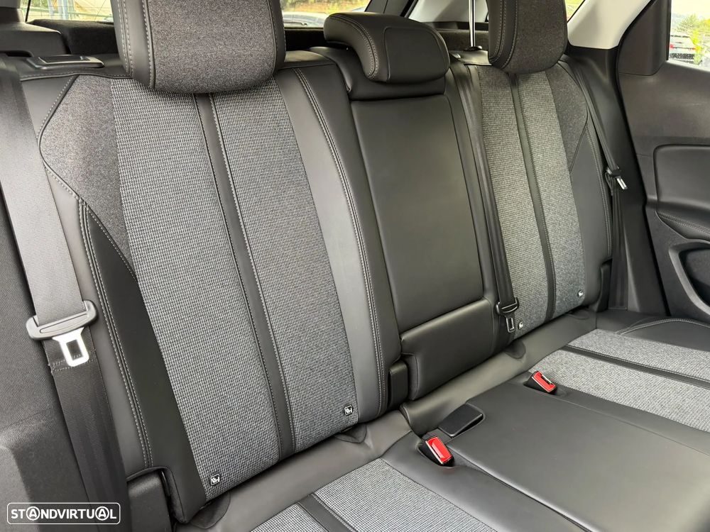 Peugeot 3008 1.6 BlueHDi Allure EAT6 - 22
