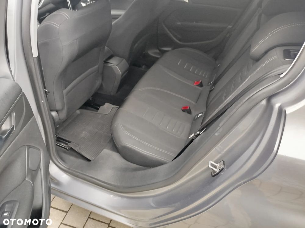 Peugeot 308 125 THP Allure - 21