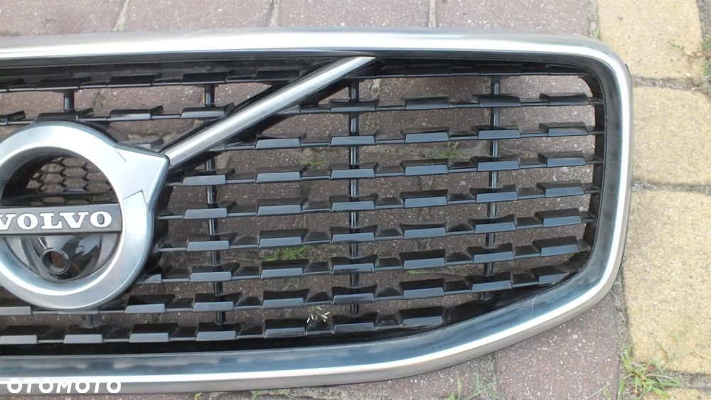 Atrapa zderzaka gril Volvo XC60 II R-Design - 3