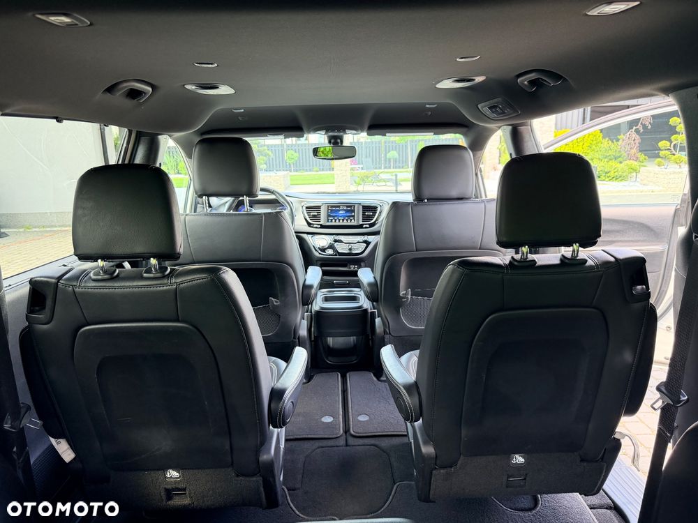 Chrysler Pacifica - 18
