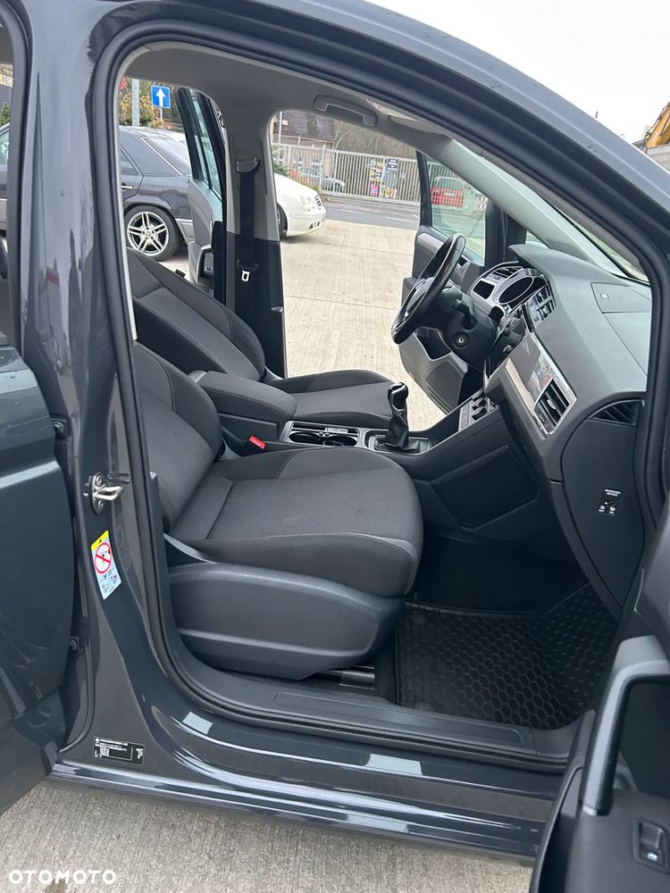 Volkswagen Touran 1.5 TSI EVO Trendline - 9