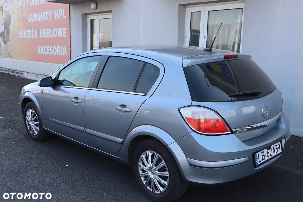 Opel Astra 1.8 - 11