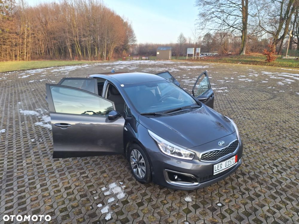 Kia Ceed 1.0 T-GDI ISG Platinum Edition - 12