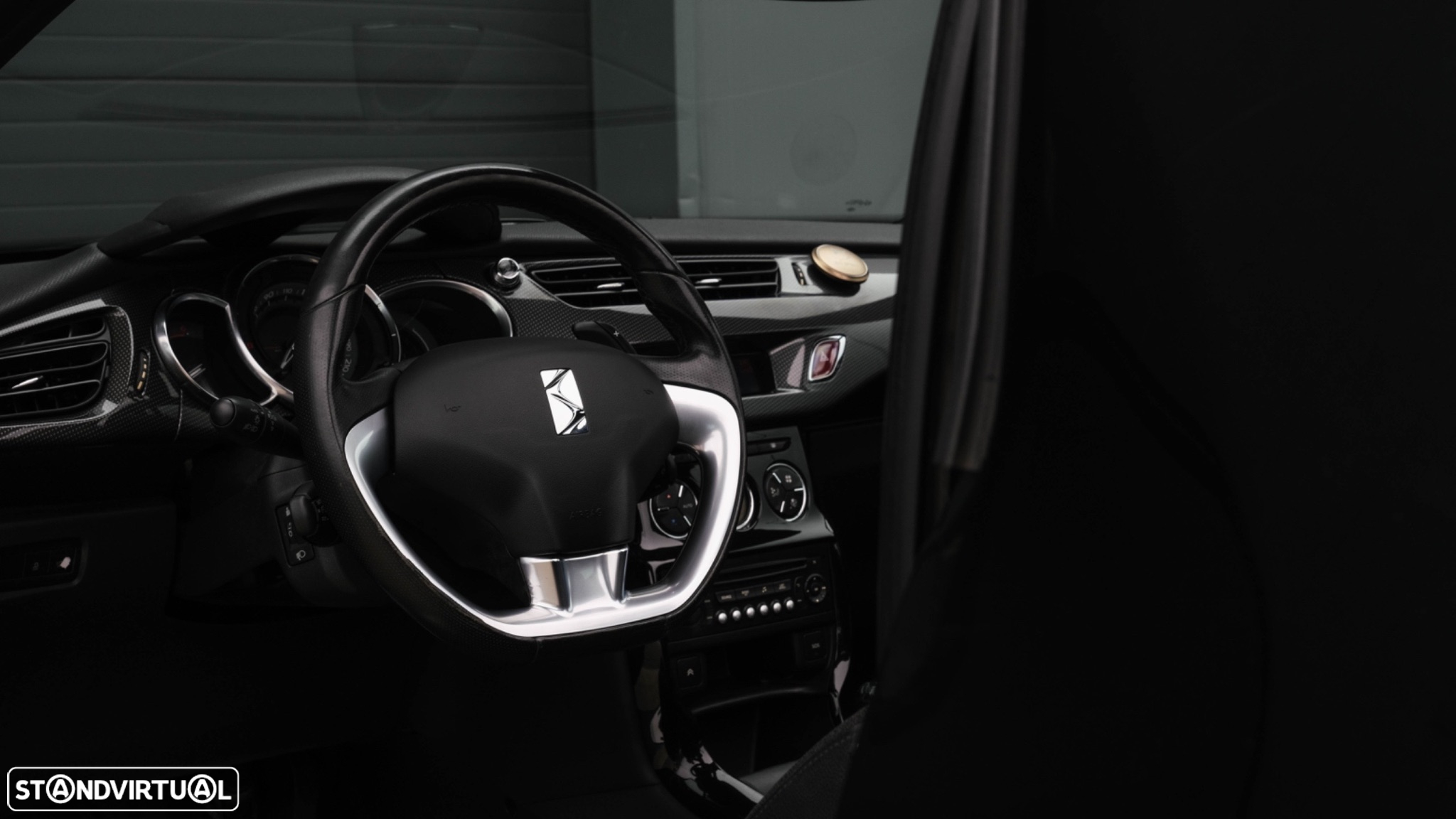 Citroën DS3 Cabrio 1.6 e-HDi So Chic ETG6 - 14