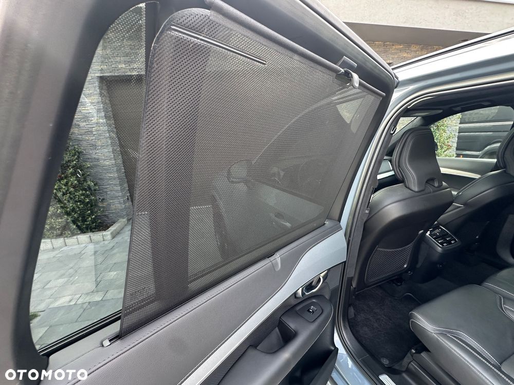 Volvo XC 90 B5 D AWD Ultimate Dark - 37