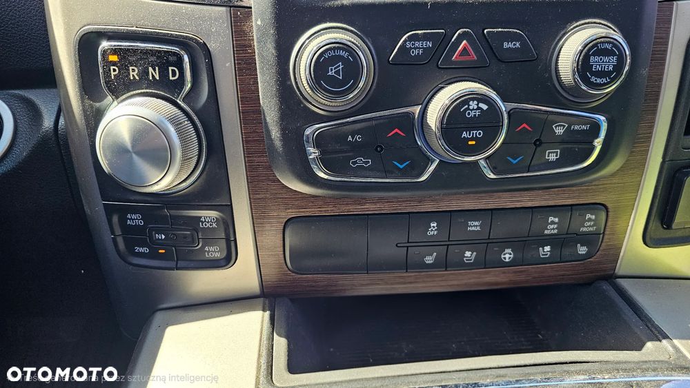 RAM 1500 Crew Cab Laramie - 5