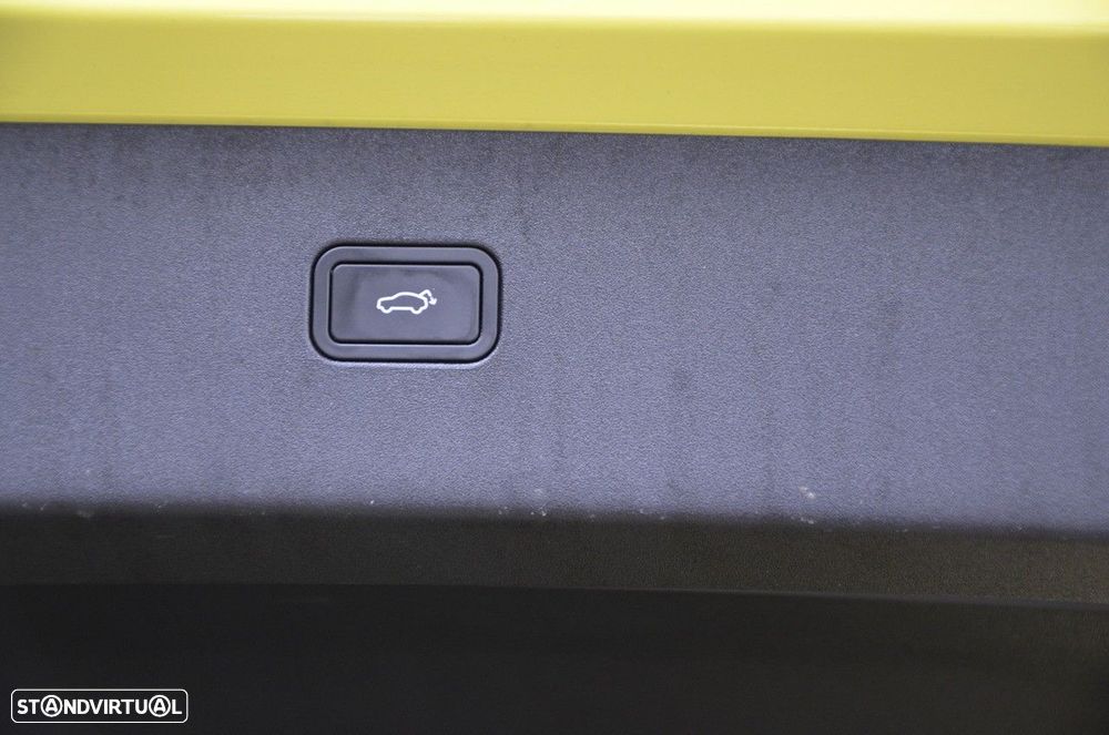 Volvo EX30 69 kWh Single Motor Extended Range Plus - 9